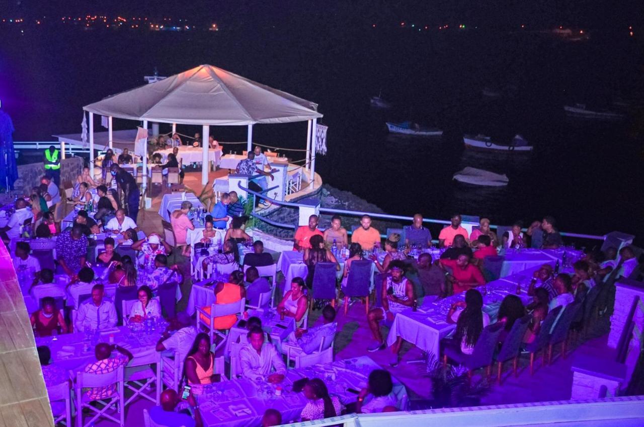 Falucho Paradise Beach Pedra Badejo  Екстериор снимка